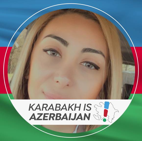 Poshmark profile picture for @esta